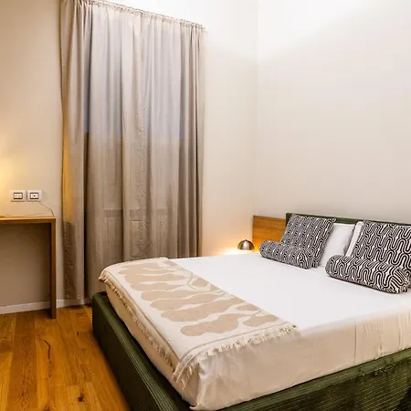 Duomo 9 - Luxury Modern Loft Apartment Milan